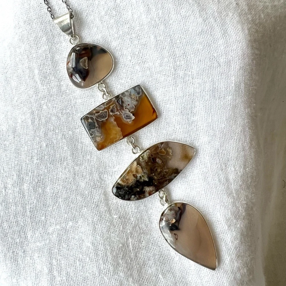 925 Montana Moss Agate Long Cleavage Pendant Necklace